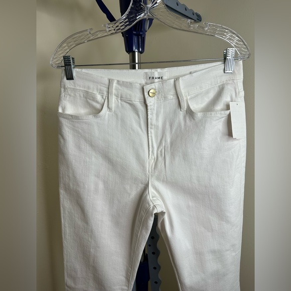 NWT FRAME HIGH-RISE FLARE WHITE DENIM - Picture 2 of 8